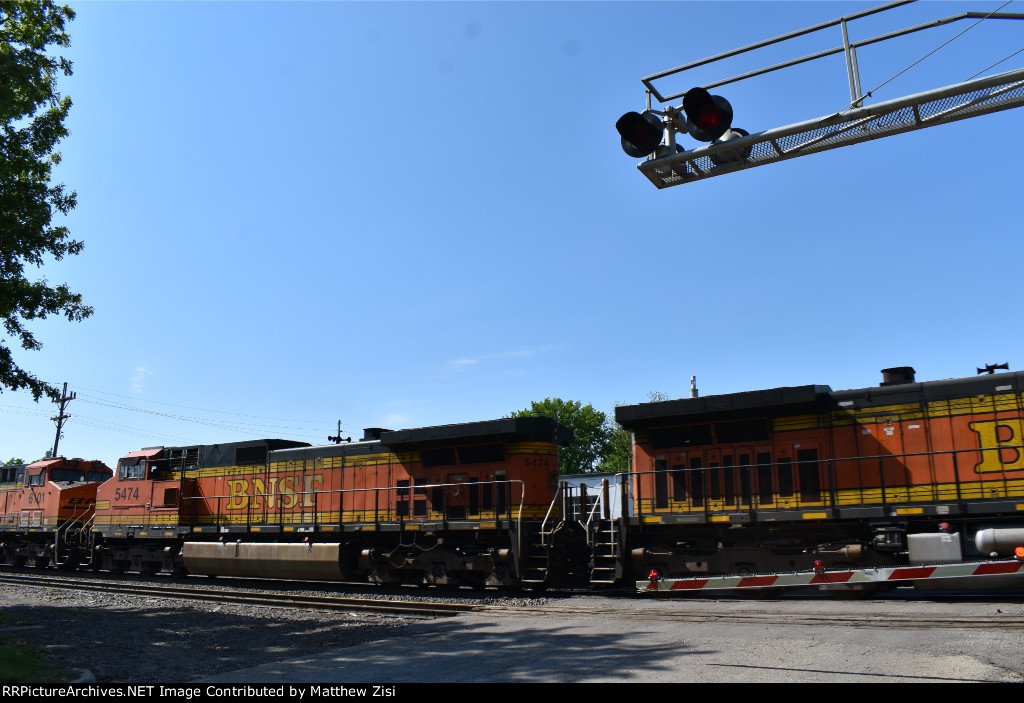 BNSF 5474